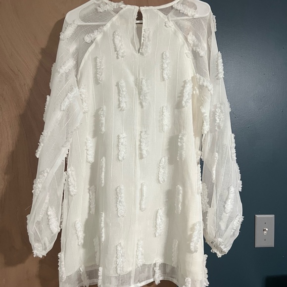 White bridal shower dress - Picture 1 of 2